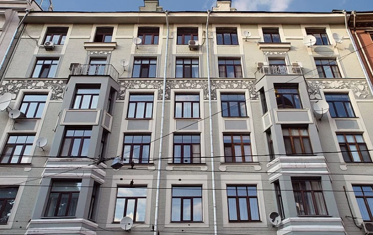 Малая Никитская 4