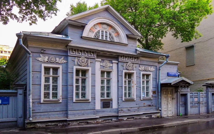 Бурденко улица