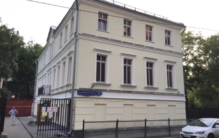 Факельный большой переулок