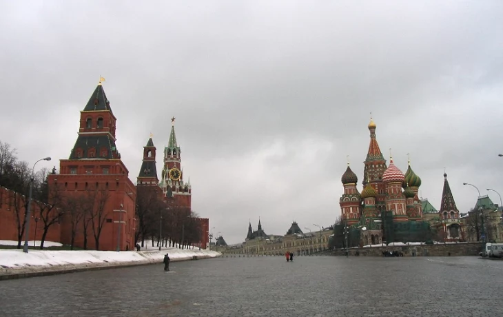 Васильевский спуск площадь 1