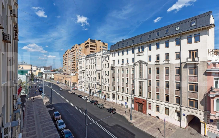 Долгоруковская улица 1