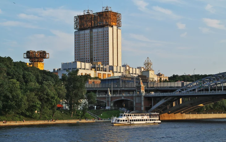 Андреевская набережная 3