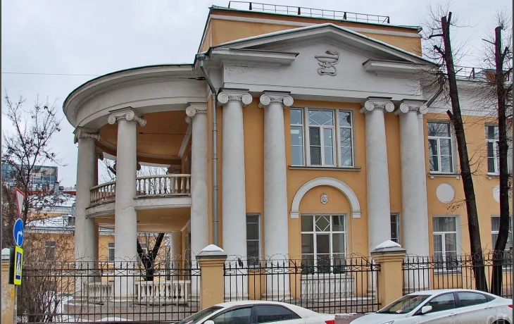 Садовая-Черногрязская улица 4