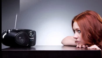 Как выбрать онлайн-радио для фонового прослушивания на работе