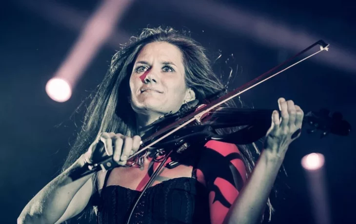 Мария Нефёдова: Скрипачка панк-группы &laquo;Король и Шут&raquo;