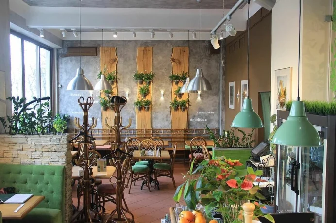 Вегетарианские кафе и рестораны в Москве с блюдами сыроедческой кухни