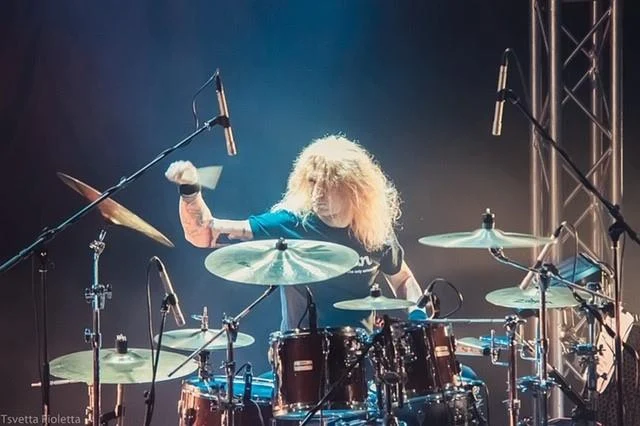 Школа игры на ударных: как стать профессиональным барабанщиком