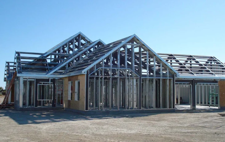 Производство ЛСТК: современные технологии каркасного строительства