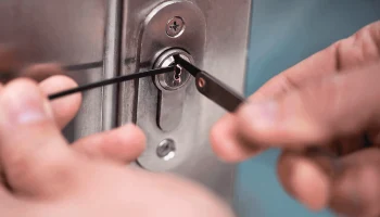 Вскрытие замков и дверей в Москве: быстро, безопасно и профессионально