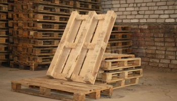 Деревянные поддоны: универсальная тара для логистики и не только