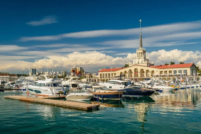 Тур в Сочи с лечением: топ санаториев и оздоровительных программ