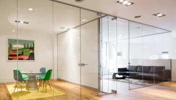 Бескаркасные перегородки: инновационное решение для современного интерьера