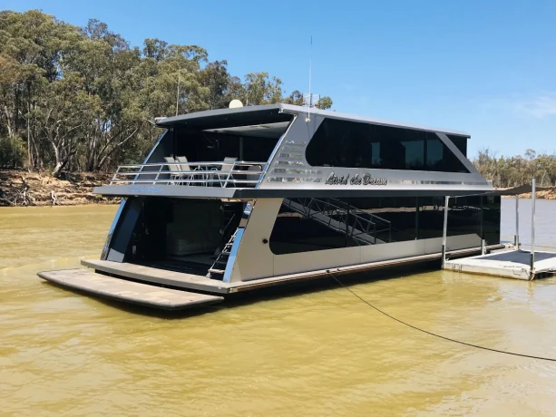 Революция на воде: что ждет рынок плавучих домов к 2030