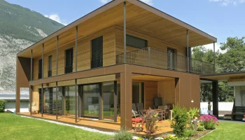 Дом из перекрестно-клееной древесины: современный взгляд на деревянное строительство