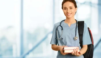 Обучение на младшую медицинскую сестру: как получить сертификат и начать карьеру в медицине
