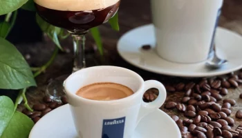 Аренда кофемашины в офис: Удобство капсульной технологии Espresso Point