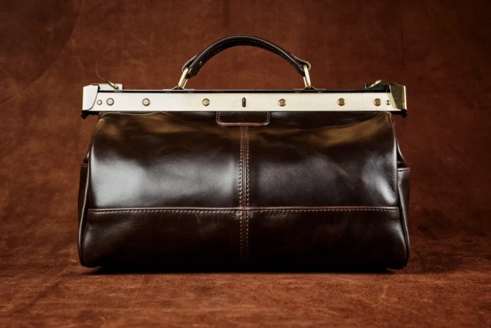 Искусство ручного изготовления кожаных изделий: традиции и современность