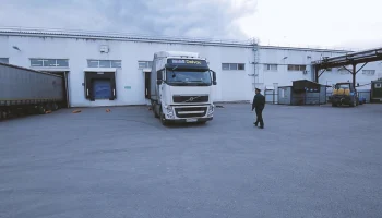 Складские услуги и таможенное оформление: ключевые аспекты и преимущества