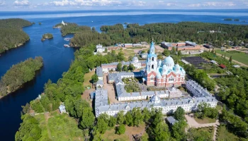 Водные экскурсии на Валаам и Ладожские шхеры: путешествие по Карелии