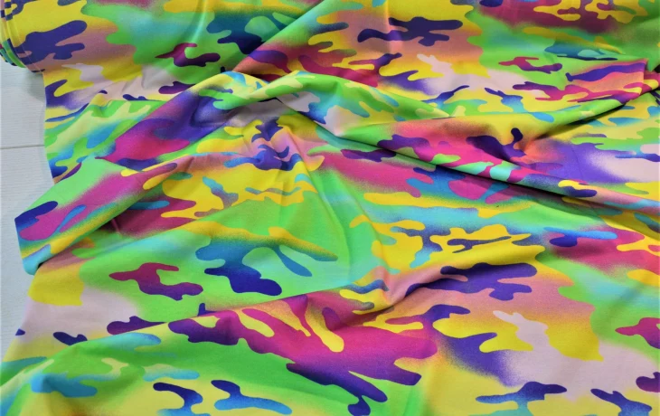 Как выбрать идеальную футболку из кулирки с пич-эффектом для летнего сезона