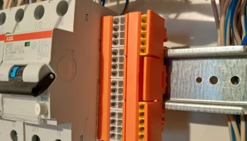 Что такое дин-рейка в электромонтаже: типы и виды