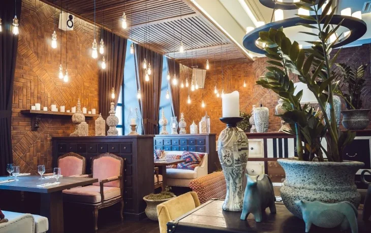 Откройте для себя магию уюта в Каминном зале!