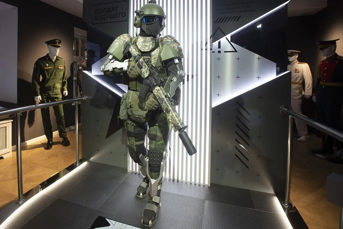 Современная военная экипировка: технологический щит и меч бойца