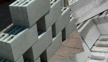 Как выбрать качественные пескоцементные блоки для строительства?