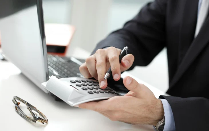 Преимущества и недостатки использования кредитных брокеров